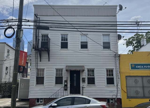 Property at 948 W SIDE Ave, Jersey City, NJ 07306, 8 beds, 4 baths