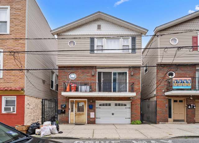 Property at 510 LINCOLN St, Union City, NJ 07087, 7 beds, 3 baths