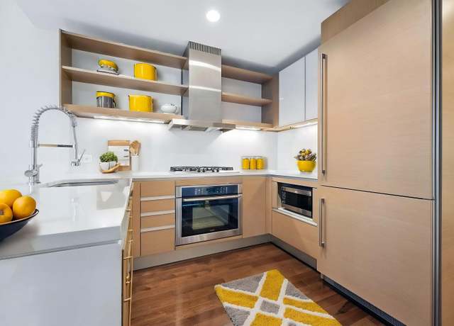 Property at 77 HUDSON St #1501, Jersey City, NJ 07302, 1 bath