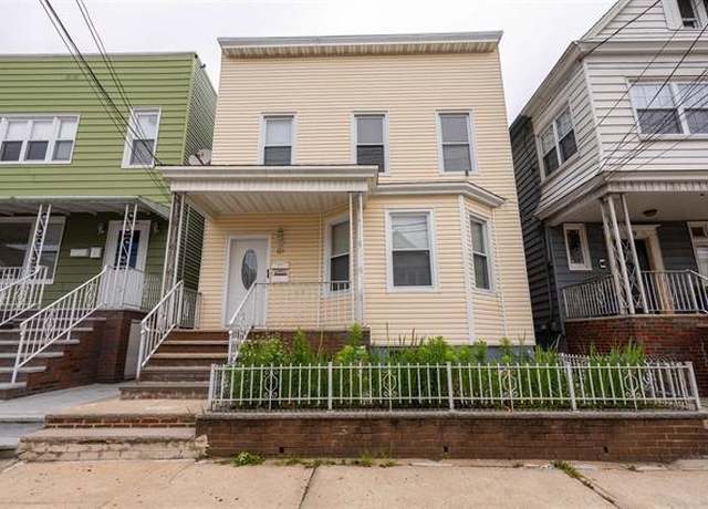 Property at 121 W 14TH St, Bayonne, NJ 07002, 5 beds, 2 baths