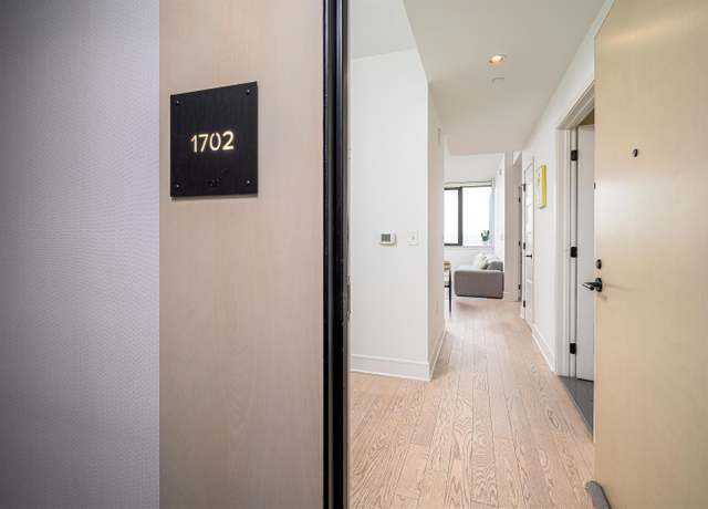 Property at 10 PROVOST St #1702, Jersey City, NJ 07302-5647, 1 bed, 1 bath