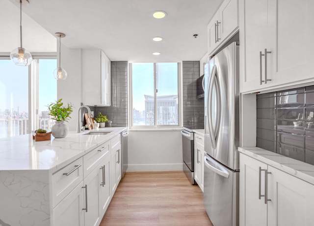 Property at 1 2ND St #1012, Jersey City, NJ 07302, 3 beds, 2.5 baths