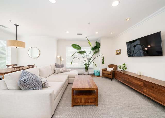 Property at 400 9TH St Unit W6F, Hoboken, NJ 07030, 2 beds, 2 baths