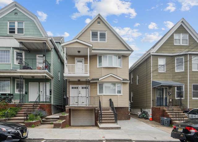 Property at 71 W 54TH St, Bayonne, NJ 07002, 10 beds, 5.5 baths