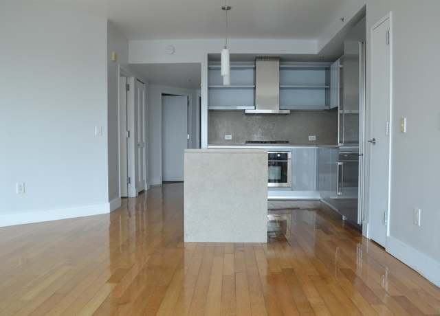 Property at 77 HUDSON St #3210, Jersey City, NJ 07302, 2 beds, 2 baths