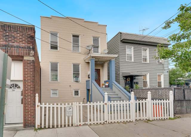 Property at 702 8TH St, Union City, NJ 07087, 5 beds, 3 baths