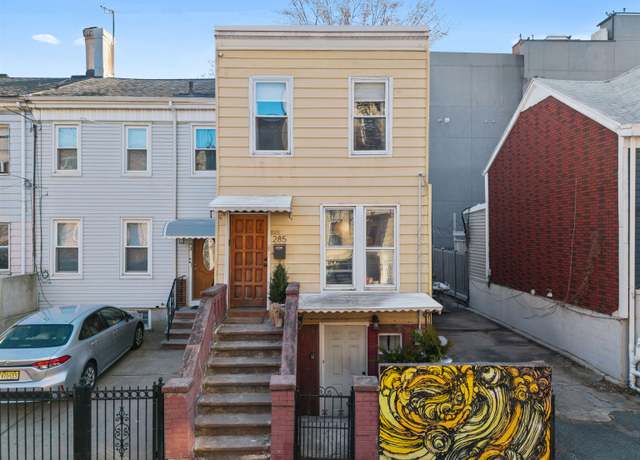 Property at 285 3RD St, Jersey City, NJ 07302, 3 beds, 3 baths