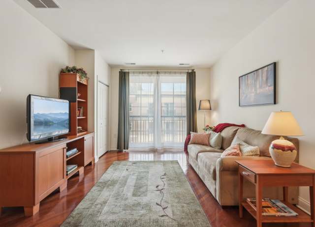 Property at 22 AVENUE AT PORT IMPERIAL #423, West New York, NJ 07093, 1 bed, 1 bath