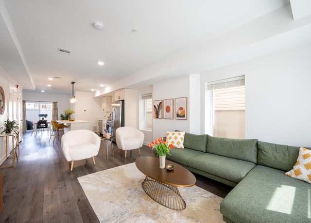 Property at 102 EGE Ave #1, Jersey City, NJ 07305, 3 beds, 2.5 baths