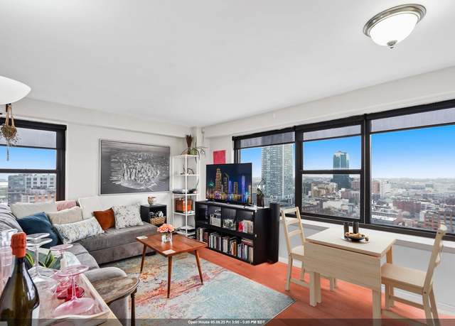 Property at 135 MONTGOMERY St Unit 21F, Jersey City, NJ 07302, 1 bed, 1 bath