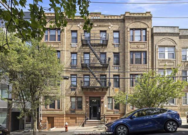 Property at 108 WALDO Ave Unit 4B, Jersey City, NJ 07306, 2 beds, 1 bath