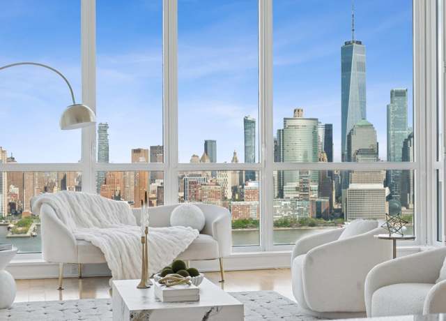Property at 2 2ND St Ph 4202, Jersey City, NJ 07302, 2 beds, 2.5 baths