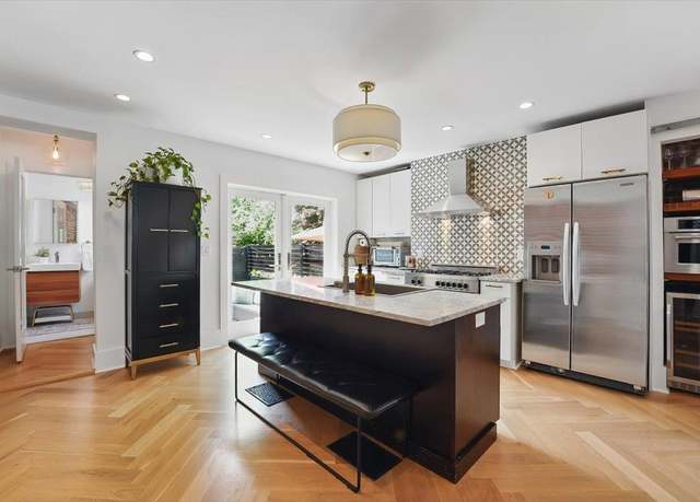 Property at 207 7TH St, Hoboken, NJ 07030, 4 beds, 3.5 baths