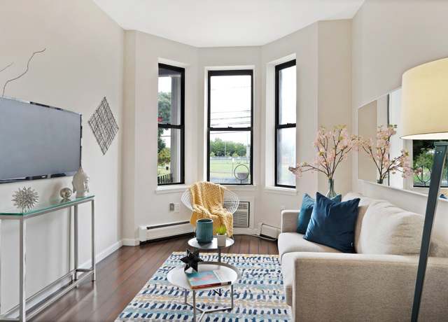 Property at 82 MANHATTAN Ave #2, Jersey City, NJ 07307, 2 beds, 2 baths
