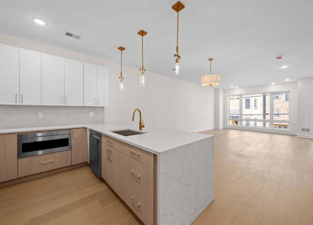 Property at 249.5 HALLADAY St #2, Jersey City, NJ 07304, 3 beds, 2.5 baths