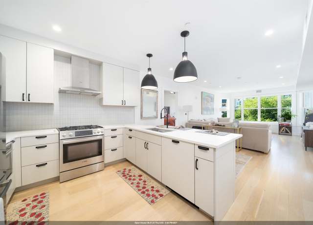 Property at 366 6TH St #304, Jersey City, NJ 07302, 2 beds, 2 baths