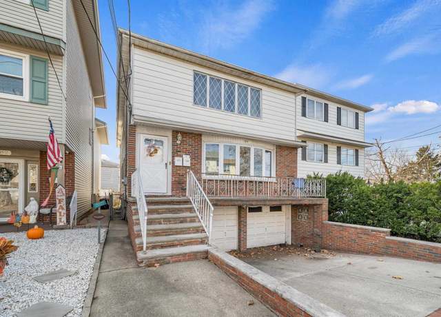 Property at 184 W 17TH St, Bayonne, NJ 07002, 6 beds, 4 baths