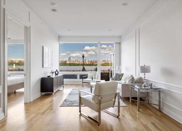 Property at 9 SOMERSET Ln #118, Edgewater, NJ 07020, 2 beds, 2 baths