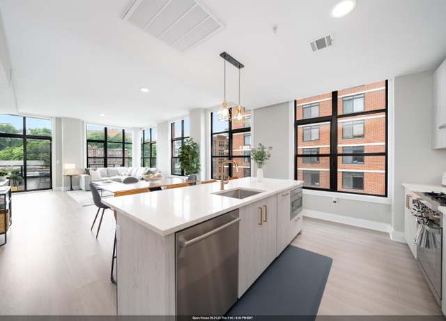 Property at 711 1ST St #501, Hoboken, NJ 07030, 3 beds, 2 baths