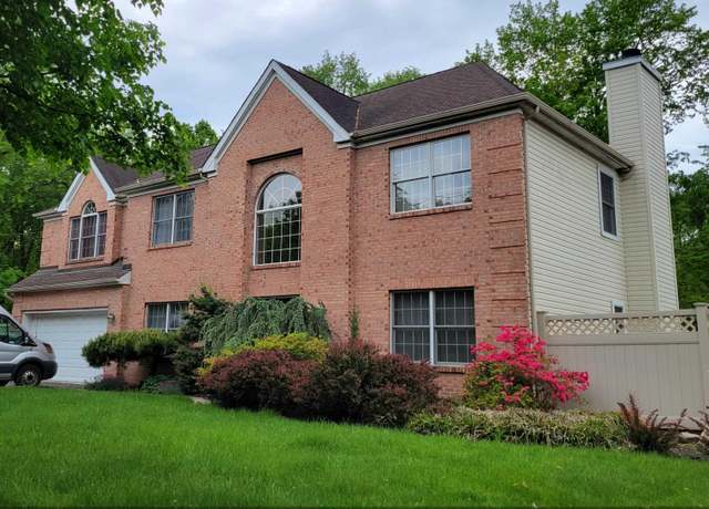 Property at 243 PARAMUS Rd, Paramus, NJ 07652, 5 beds, 3 baths
