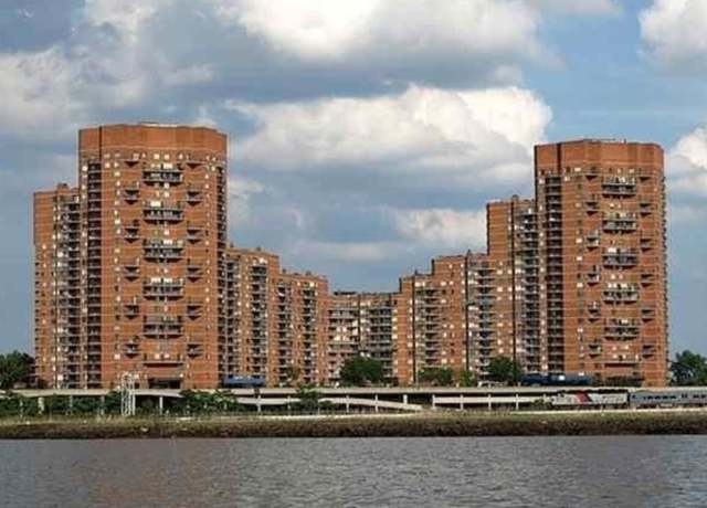 Property at 2138 HARMON COVE TOWER #2138, Secaucus, NJ 07094, 2 beds, 2 baths