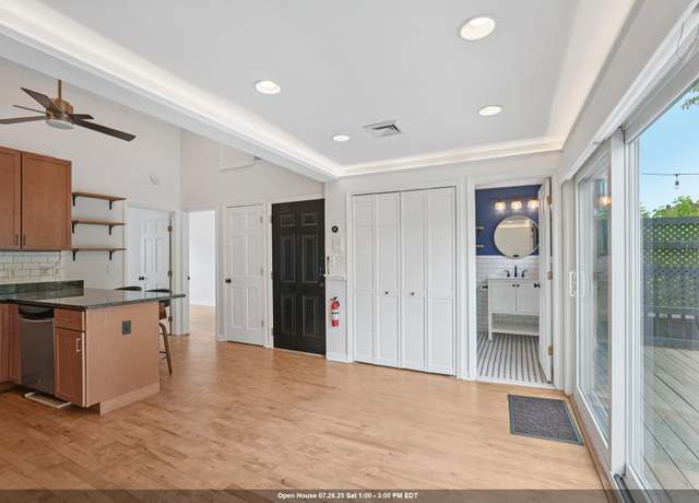 Property at 54 47TH St #3, Weehawken, NJ 07086-7156, 2 beds, 1 bath