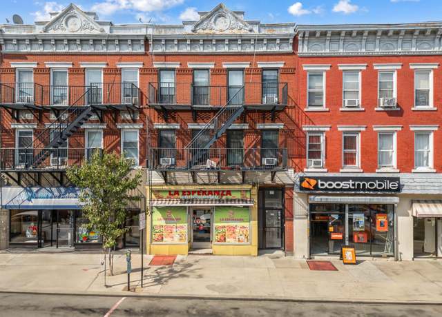 Property at 2507 BERGENLINE Ave, Union City, NJ 07087, 8 beds, 3.5 baths