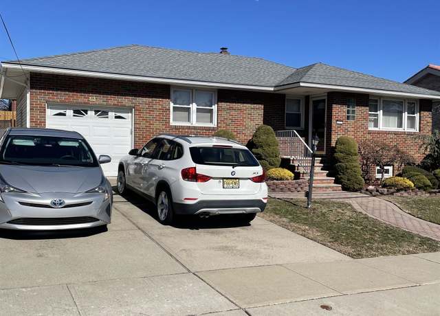 Property at 17 ARN Ter, Secaucus, NJ 07094, 3 beds, 2 baths