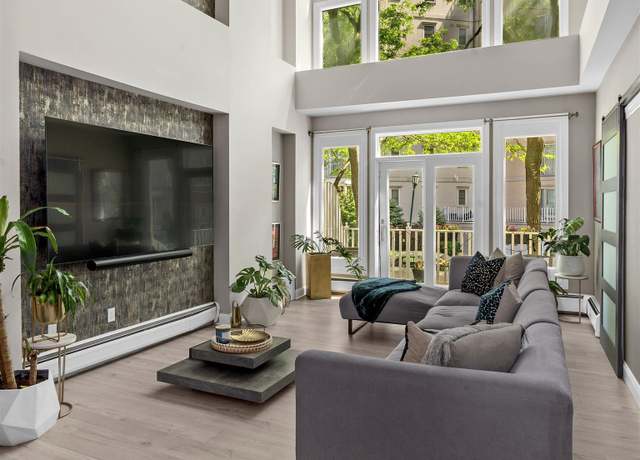 Property at 206 SHEARWATER Ct W #12, Jersey City, NJ 07305, 4 beds, 2.5 baths