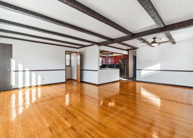 Property at 6 EAST Ct, Bayonne, NJ 07002, 7 beds, 5 baths