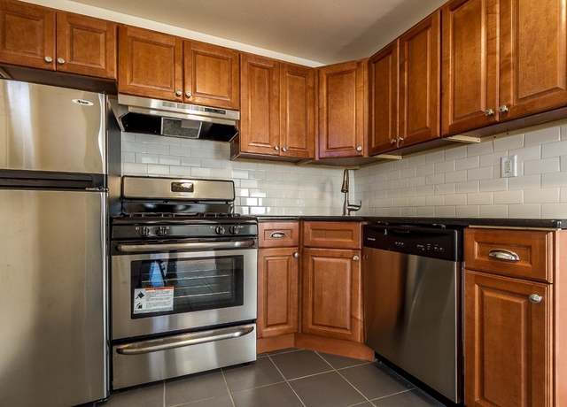 Property at 16 WELDON St, Jersey City, NJ 07306, 5 beds, 4 baths