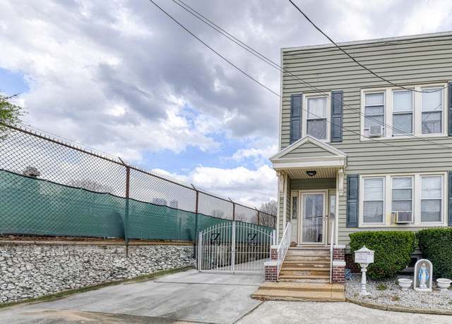 Property at 472 MALLORY Ave, Jersey City, NJ 07306, 5 beds, 3 baths