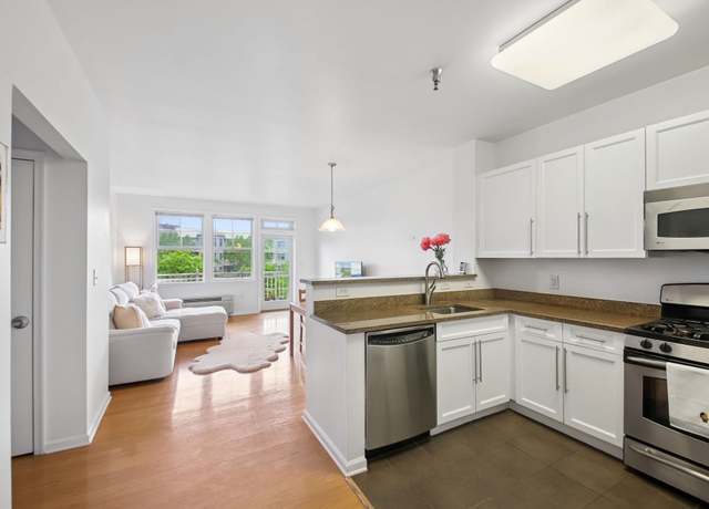 Property at 30 FREEDOM Way #306, Jersey City, NJ 07305, 1 bed, 1 bath
