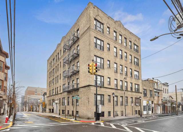 Property at 217 44TH St #9, Union City, NJ 07087, 1 bed, 1 bath
