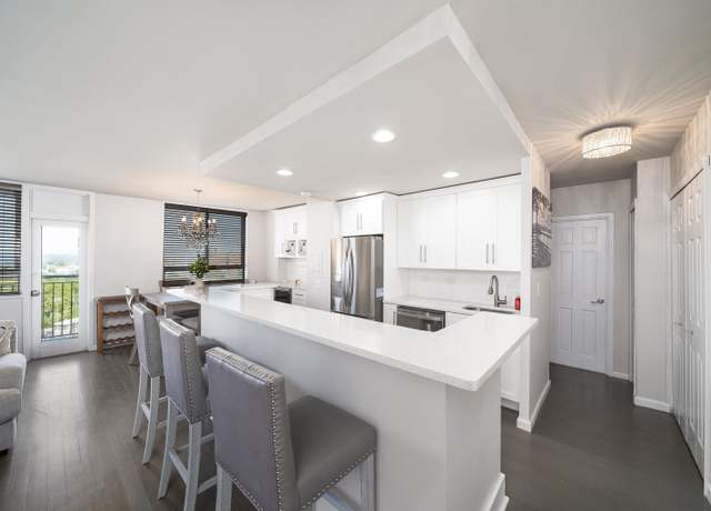 Property at 100 MANHATTAN Ave #1818, Union City, NJ 07087, 1 bed, 1 bath