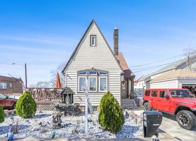 Property at 93 RIVERVIEW Ave, North Arlington, NJ 07031-0000, 4 beds, 2 baths