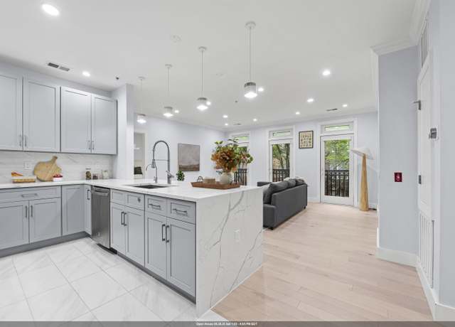 Property at 126 DUDLEY St #217, Jersey City, NJ 07302, 2 beds, 2 baths