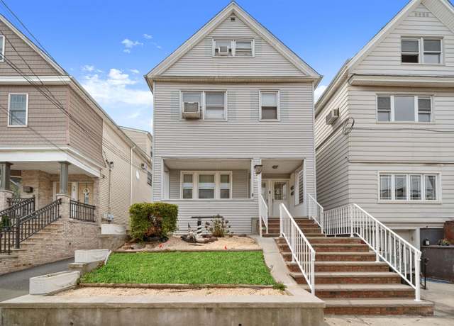 Property at 82 W 42ND St, Bayonne, NJ 07002, 7 beds, 3 baths