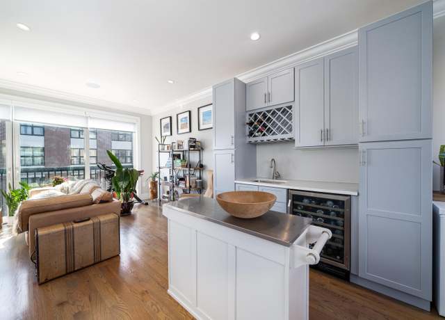 Property at 61 SKILLMAN Ave Unit 3A, Jersey City, NJ 07306, 3 beds, 2.5 baths
