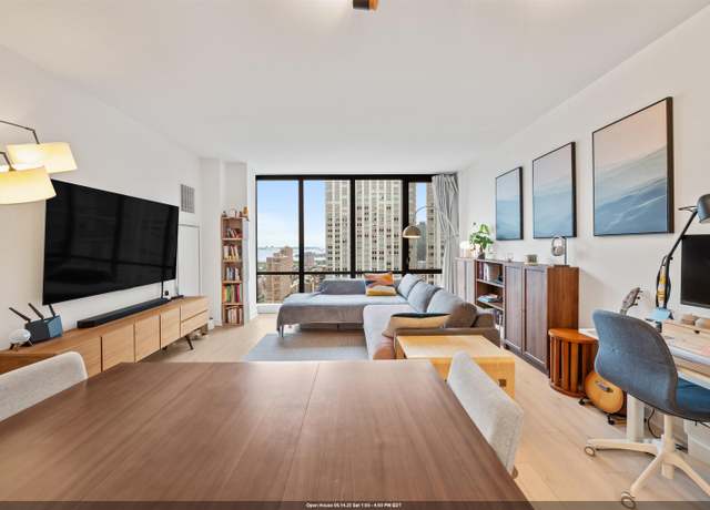 Property at 151 BAY St #2706, Jersey City, NJ 07302, 1 bed, 1 bath