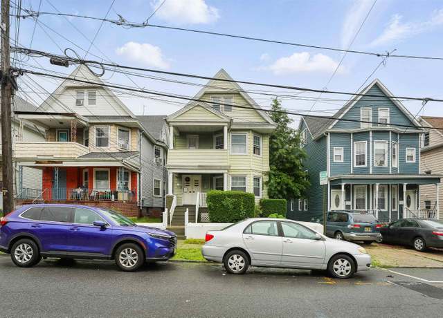 Property at 27 W 45TH St, Bayonne, NJ 07002, 5 beds, 3 baths