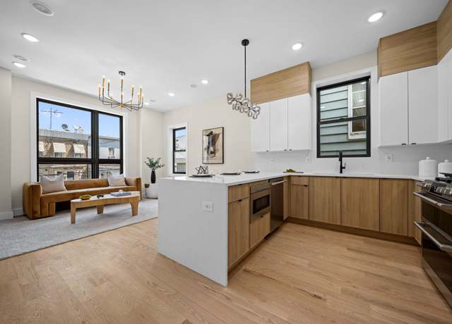Property at 27 GRAHAM St, Jersey City, NJ 07306, 4 beds, 3.5 baths