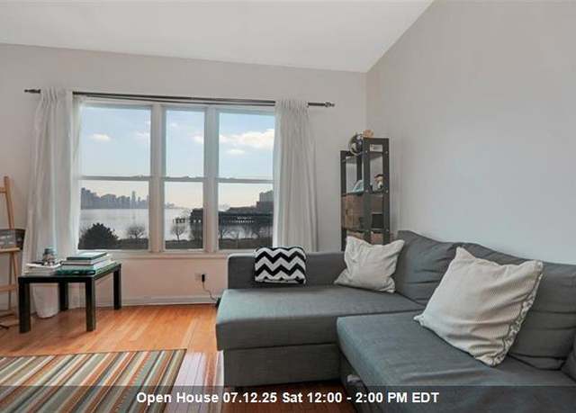 Property at 330 THE PROMENADE, Edgewater, NJ 07020, 1 bed, 1 bath
