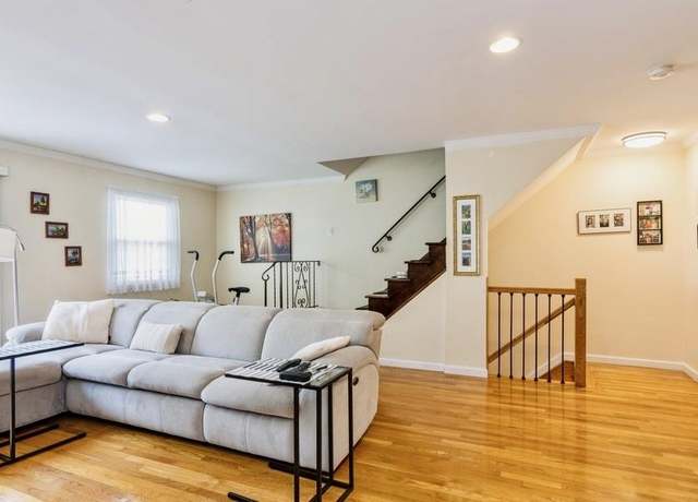 Property at 87B W 9TH St Unit B, Bayonne, NJ 07002, 3 beds, 1.5 baths