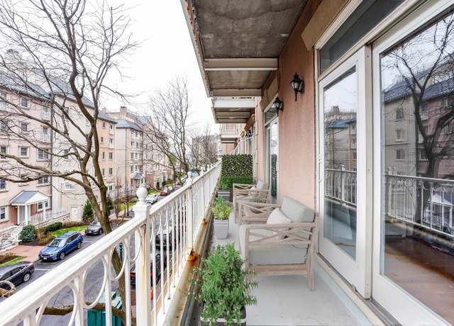 Property at 207 SHEARWATER Ct W #31, Jersey City, NJ 07305, 2 beds, 2 baths