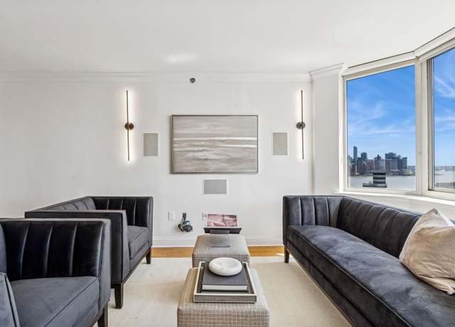 Property at 1 2ND St #2407, Jersey City, NJ 07302, 1 bed, 1 bath