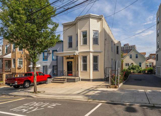 Property at 810 19TH St, Union City, NJ 07087, 5 beds, 2 baths