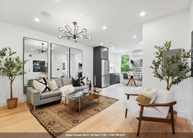 Property at 347 PAVONIA Ave #2, Jersey City, NJ 07302, 2 beds, 2 baths