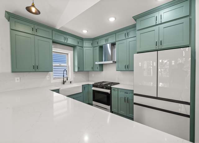 Property at 457-459 MALLORY Ave #2, Jersey City, NJ 07306, 4 beds, 3 baths