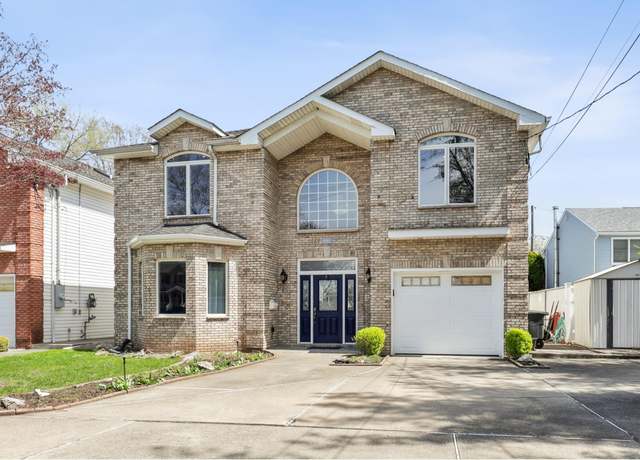 Property at 690 GOLDEN Ave, Secaucus, NJ 07094, 4 beds, 2.5 baths